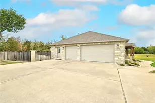 140 Winchester Rd, Bastrop, TX 78602 - Photo 32