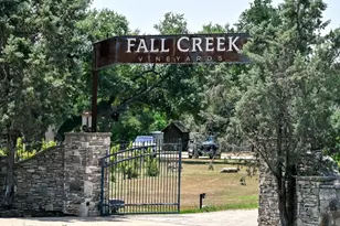 204 Leaning Rock Rdg, Austin, TX 78737 - Photo 8