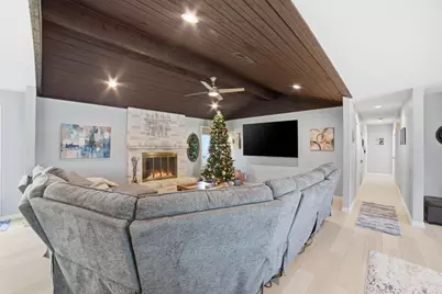 1609 Mesquite Lane, Georgetown, TX 78628 - Photo 6