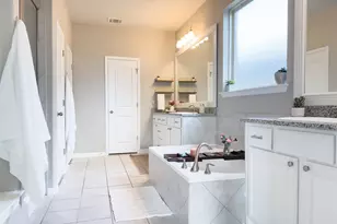 2515 Portici Pass, Round Rock, TX 78665 - Photo 16