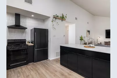 2532 Stoutwood Circle, Austin, TX 78745 - Photo 14