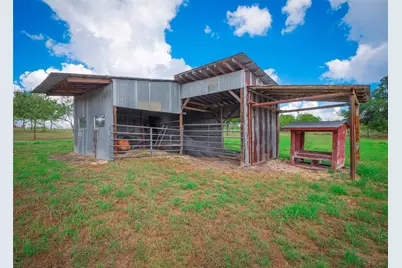1721 County Road 429, Rockdale, TX 76567 - Photo 8