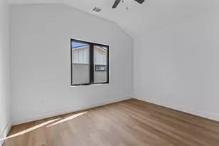 1402 Beckett St, Austin, TX 78757 - Photo 22