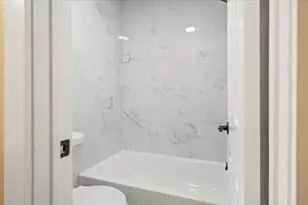 502 Pin Tail Ln, Taylor, TX 76574 - Photo 20