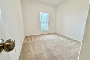 112 The Bad Wy, Jarrell, TX 76537 - Photo 22