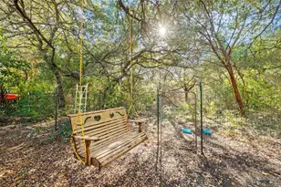 6121 Abilene Trl, Austin, TX 78749 - Photo 28