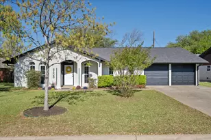 8608 Donna Gail Dr, Austin, TX 78757 - Photo 2