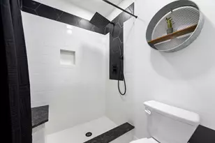 8608 Donna Gail Dr, Austin, TX 78757 - Photo 22