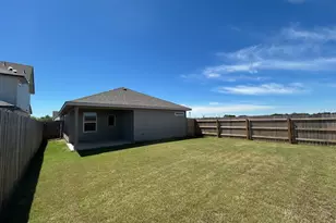 305 Randall Pl, Rockdale, TX 76567 - Photo 8