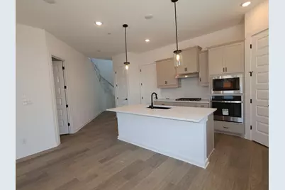 296 Bishop Wood Road, Dripping Springs, TX 78620 - Photo 2