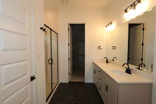 296 Bishop Wood Rd, Dripping Springs, TX 78620 - Photo 8