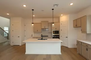 296 Bishop Wood Rd, Dripping Springs, TX 78620 - Photo 4