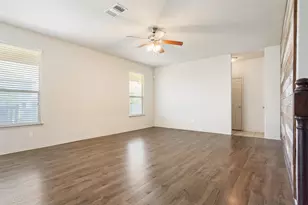 231 Druse Ln, Jarrell, TX 76537 - Photo 4