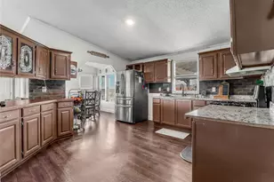 16201 Giese Ln, Manor, TX 78653 - Photo 10