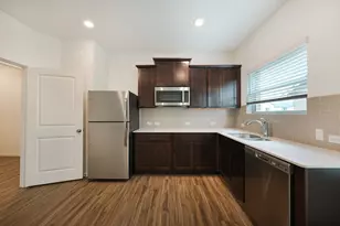 932 Mallow Rd, Leander, TX 78641 - Photo 4