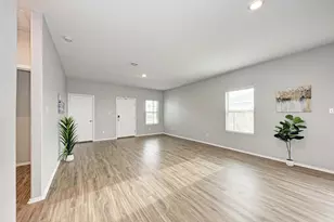 129 Vulcan Dr, Jarrell, TX 76537 - Photo 10