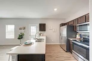 129 Vulcan Dr, Jarrell, TX 76537 - Photo 14