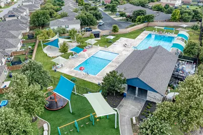129 Vulcan Drive, Jarrell, TX 76537 - Photo 32