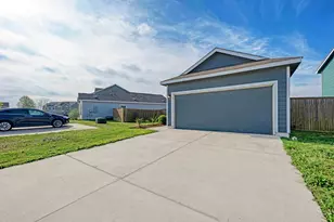 129 Vulcan Dr, Jarrell, TX 76537 - Photo 4