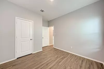 129 Vulcan Drive, Jarrell, TX 76537 - Photo 24