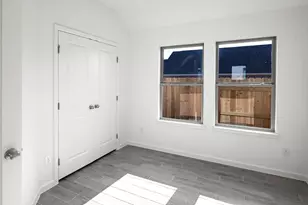 170 Blackborrow Dr, Kyle, TX 78640 - Photo 6