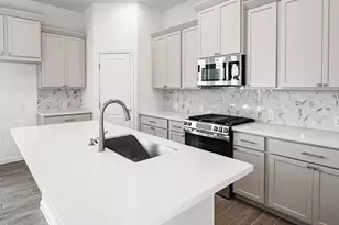 170 Blackborrow Dr, Kyle, TX 78640 - Photo 6