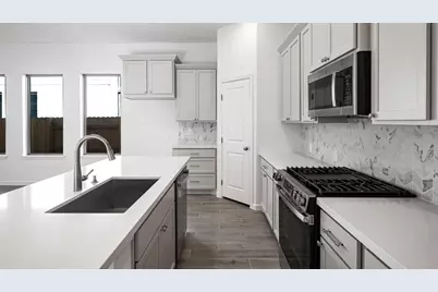 170 Blackborrow Drive, Kyle, TX 78640 - Photo 10