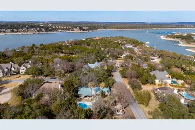 622 Robin Dale Drive, Lakeway, TX 78734 - Photo 38