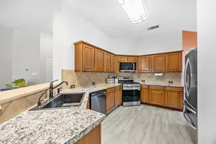 11204 Silo Valley Dr, Austin, TX 78754 - Photo 6