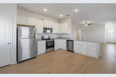 104 Paria Court, Jarrell, TX 76537 - Photo 2