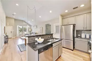 2001 Faro Dr, Austin, TX 78741 - Photo 10