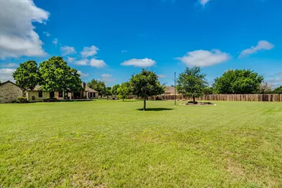 124 Layton Way, Georgetown, TX 78633 - Photo 32