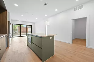 2209 S 1st St, Austin, TX 78704 - Photo 6