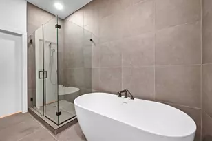 2209 S 1st St, Austin, TX 78704 - Photo 18