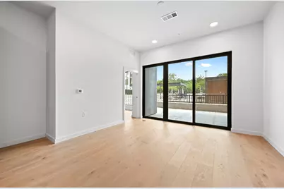 2209 S 1st Street #121, Austin, TX 78704 - Photo 8
