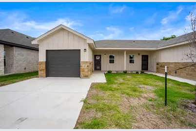 410 W Avenue C, Copperas Cove, TX 76522 - Photo 2