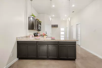 410 W Avenue C, Copperas Cove, TX 76522 - Photo 8