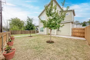 7710 Watson St, Austin, TX 78757 - Photo 4