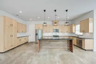 7710 Watson St, Austin, TX 78757 - Photo 12