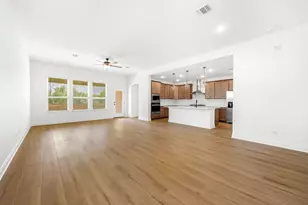 221 Celeste Wy, Liberty Hill, TX 78642 - Photo 10