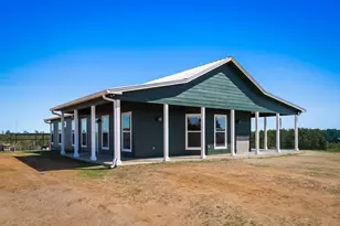 935 Hwy 21 E, Paige, TX 78602 - Photo 2