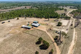 935 Hwy 21 E, Paige, TX 78602 - Photo 2