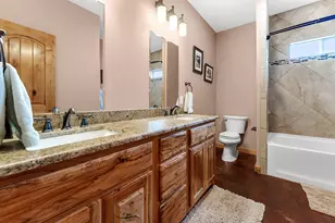 935 Hwy 21 E, Paige, TX 78602 - Photo 12