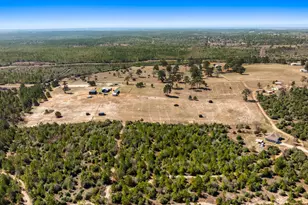935 Hwy 21 E, Paige, TX 78602 - Photo 32
