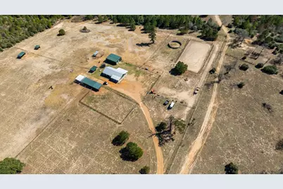 935 Highway 21 E, Paige, TX 78602 - Photo 30