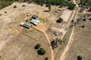935 Hwy 21 E, Paige, TX 78602 - Photo 30