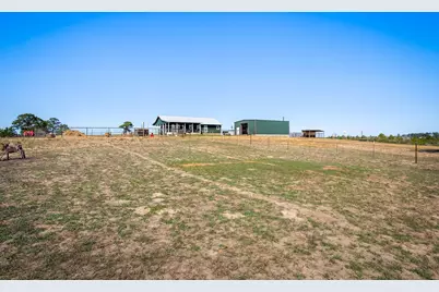 935 Highway 21 E, Paige, TX 78602 - Photo 20