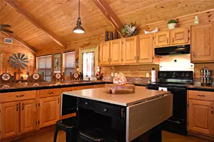 416 Canyon Oaks Dr, Concan, TX 78838 - Photo 4