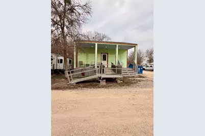 270 Hidden Path, Lockhart, TX 78644 - Photo 4
