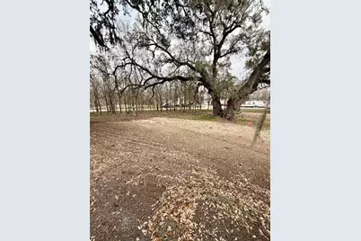 270 Hidden Path, Lockhart, TX 78644 - Photo 14